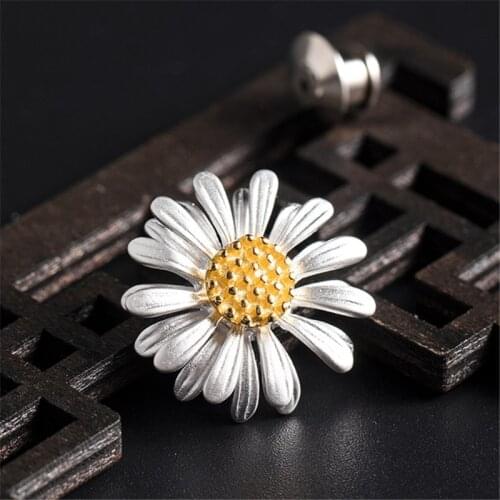 925 Sterling Silver Brooch Daisy Flower Ins Celebrity Style Pins Women Romantic Brooches Fine Jewelry Luxury Gift For Girlfriend