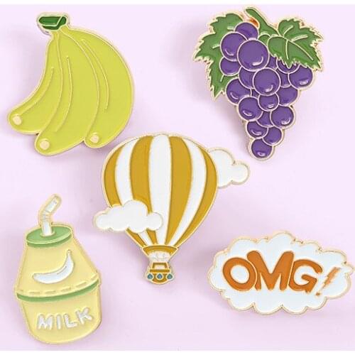 Pins Metal Cute Cartoon OMG Grapes Banana Fruit Brooch Enamel Pin Woman Animal Brooches for Women Badges Backpack Badge Gifts
