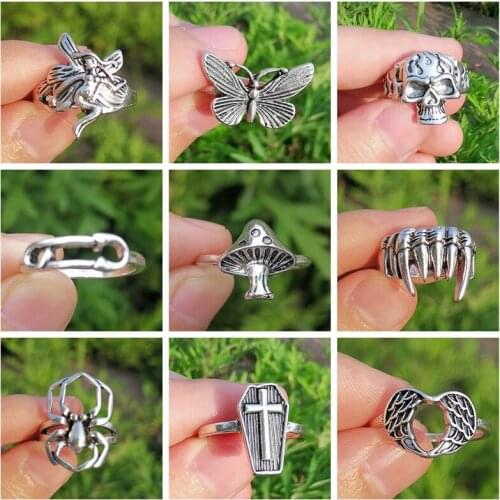 Fashion Retro Dark Ring Ladies Hip Hop Exaggerated Silver Ring Jewelry Butterfly Heart-shaped Skull Rings 1pc Free Size 14 Style