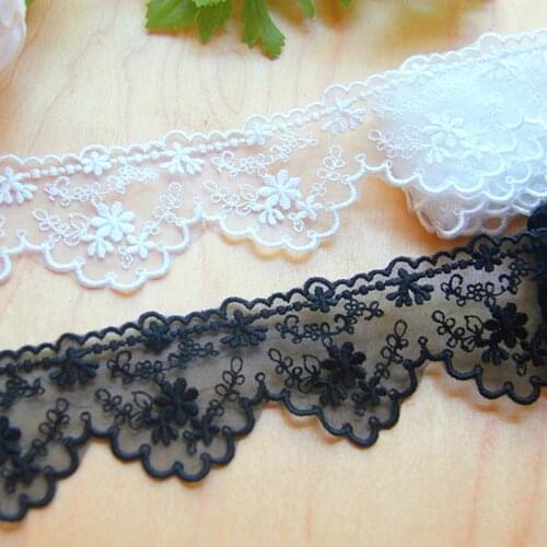 Mesh Embroidery Lace Wave Striped Polyester Embroidered White And Black Scalloped Lace Sewing Garment Accessories 4.5cm