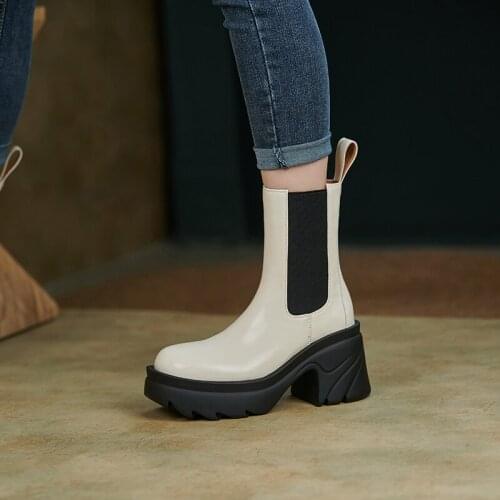 Genuine Leather Women Boots Fashion Slip-On Round Toe Chelsea Boots Ankle Boots Thick Heel Winter Women Shoes Zapatos De Mujer