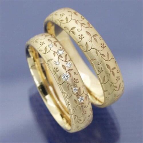 Womens Retro Flower Ring Fashion Gold Color Crystal Womens Couple Ring 2021 Korean Womens Wedding Jewelry Gifts