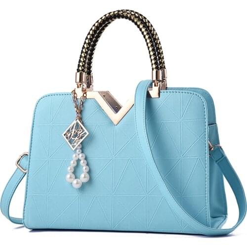 2021 Fashion Women Handbags Tassel PU Leather Totes Bag Top-handle Bag Shoulder Bag Lady Simple Style