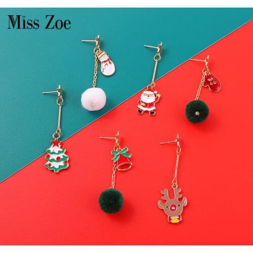 Miss Zoe Dangle Earrings