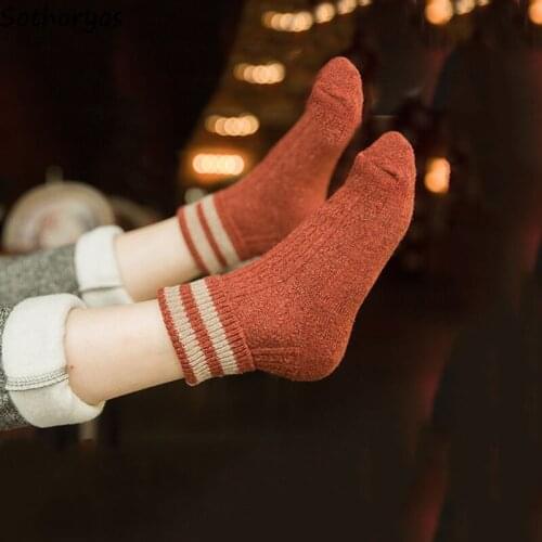 Socks Women Thicker Korean Style High Quality Warm Soft Harajuku Leisure Striped Womens Cotton Funny Sock Lovely Female Daily