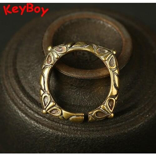 Handmade Brass Square Heart Pattern Key Ring Chain Antique Bronze Round 24mm Dia Keyring DIY Keychains Accessory Horsehoe Buckle