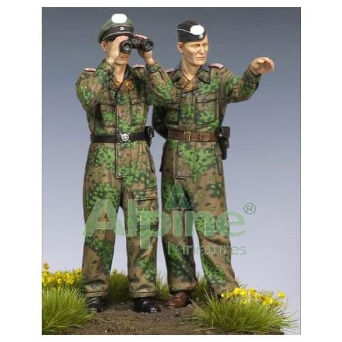 1/35 Panzer Officers at Kursk Set, with 4 different heads, resin kit soldiers GK, Military theme of WWII, Uncoated No colour