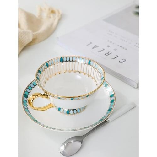 European Bone China Custom Luxury Coffee Cup Tea Cup Set Ceramic Tea Cups and Saucer Sets Home English Afternoon Tea Set