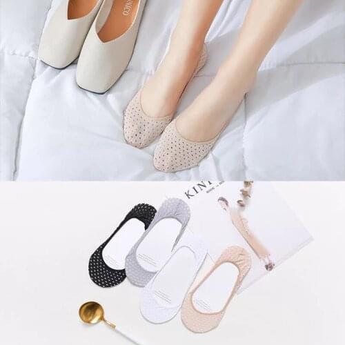 Spring and summer Shallow Seamless Invisible Socks breathable and odor-proof Short Socks Mesh Womens Boat Socks