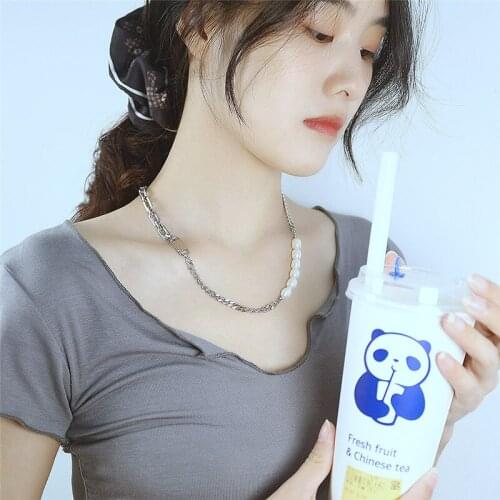 Stainless Steel Color Korean Fashion Artificial Pearl Womens Neck Chains Popular Personality Hip Hop Necklace For Women Jewelry