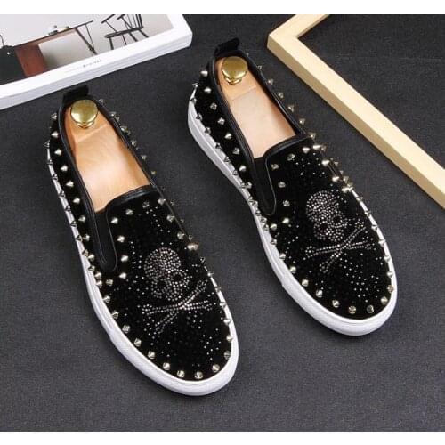 2020 streets Trendy Mens Designer rhinestone skull rivet Platform Casual Flats Shoes Male Wedding Prom shoes loafers Footwear