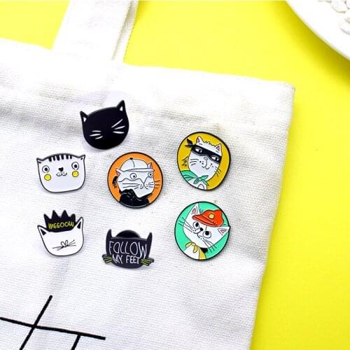 20 styles Cats face Enamel Brooch Mr. and Mrs. cat Cartoon animals Lapel Pin Cool glasses bow Black white kitten Custom Badge
