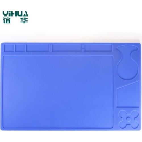 Multifunctional repair heat insulation pad, high temperature and anti-scald workbench, mobile phone repair silicone pad