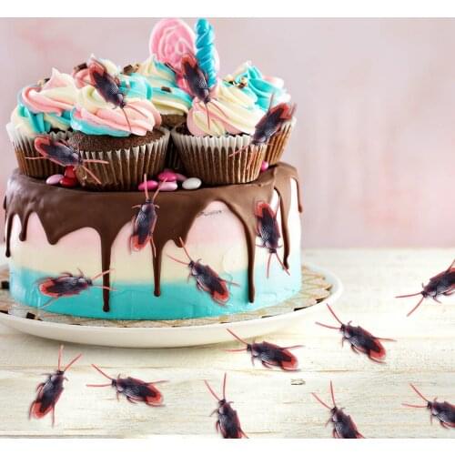 100 pcs New scary toy Prank Funny Joke Toys Lifelike Model Simulation Fake Rubber Cockroach Cock Roach Bug Roaches Joke Toy