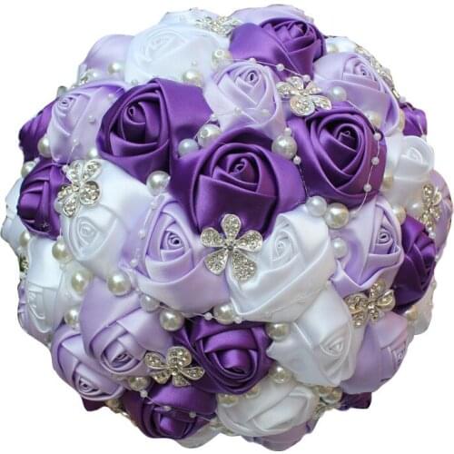 Brides Holding Ribbon Roses Wedding Hand In Hand Flowers European and American Bridesmaids Holding Flowers