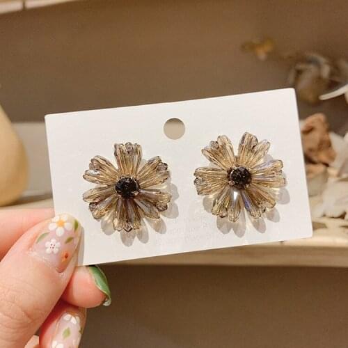 Fashion jewelry exaggerated gray crystal flower earrings temperament trend earrings personality Korean earrings for women