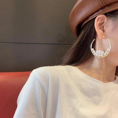 Womens Fashion Round Geometric Letter Earrings Simple Pendant Earrings Elegant Female Ears Jewelry Gift