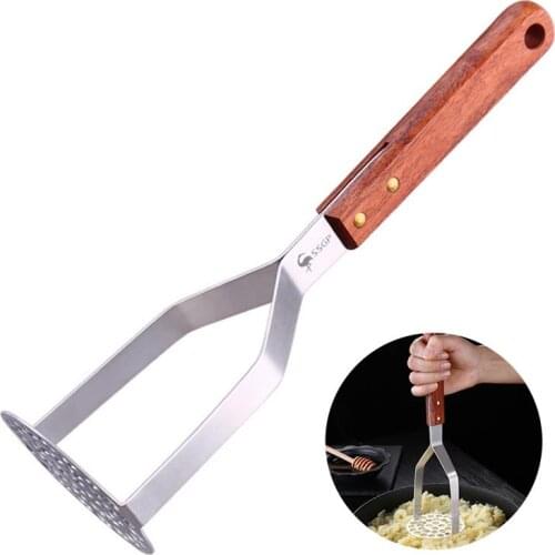1pc Stainless Steel Heavy Duty Potato Masher With Wooden Handle For Mashed Potato Creamy Vegetable And Fruit Kitchen Tool