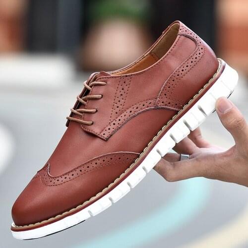 Mens Sneakers shoes Fashion genuine Leather Casual Shoes Men brogue Lace Up oxfords Breathable Soft Flats Men Shoes big size 48