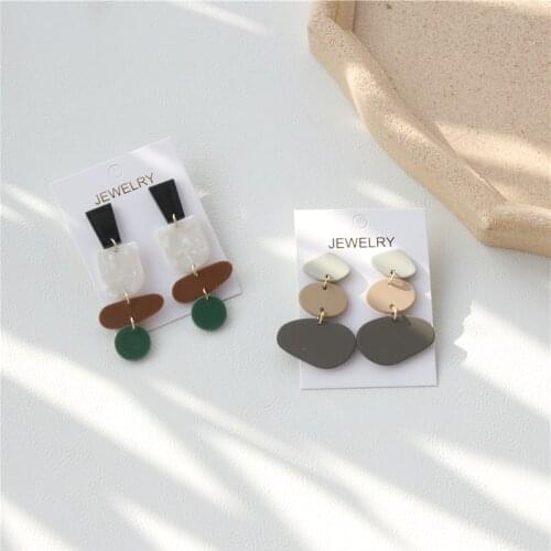 AOMU Bohemia New Solid Color Contrast Acrylic Geometric Irregular Long Dangle Earrings for Women Travel Fashion Jewelry Gifts