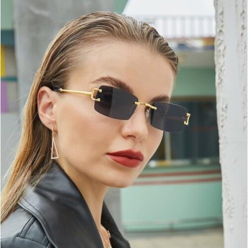 2021 Square female trend fashion sunglasses new European and American same personality luxury brand men outdoor eyeglasses