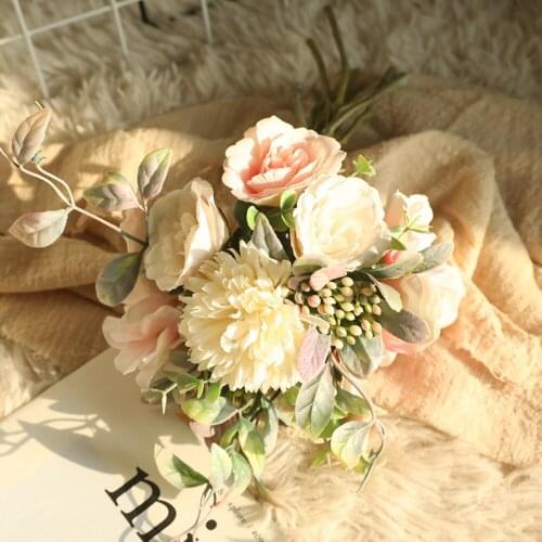 Bride Bridesmaid Holding Artificial Flower Bouquet For Home Garden Party Supply DIY Wedding Decoration
