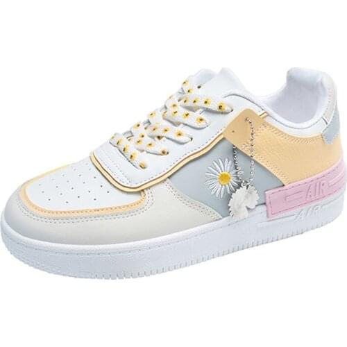 Korean Fashion Sweet Little Daisy Sneakers Female Lace-up Casual Student White Shoes Autumn Kawaii Walking Culcanized Shoes