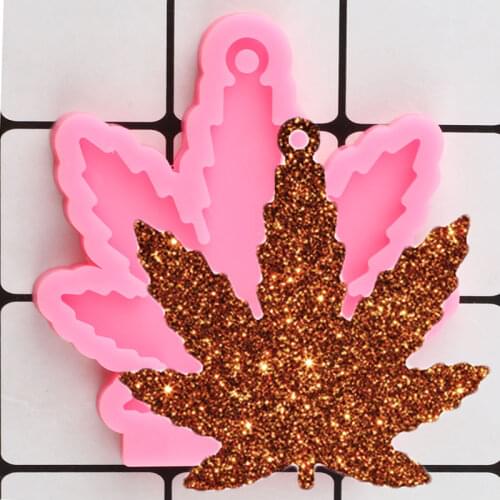 Shiny Glossy 3D Maple Leaf Epoxy Resin Craft Keychain Silicone Mold Polymer Clay Pendant Mould DIY Handmade Charms Moulds