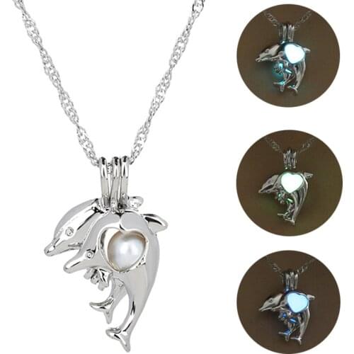 Glow In The Dark penadnt Necklace Little dolphin Pendant Necklace luminous loveliness Jewelry Women Gifts Gem Accessories