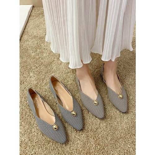 2019 new fashion retro shallow mouth peas shoes metal buckle professional work shoes women