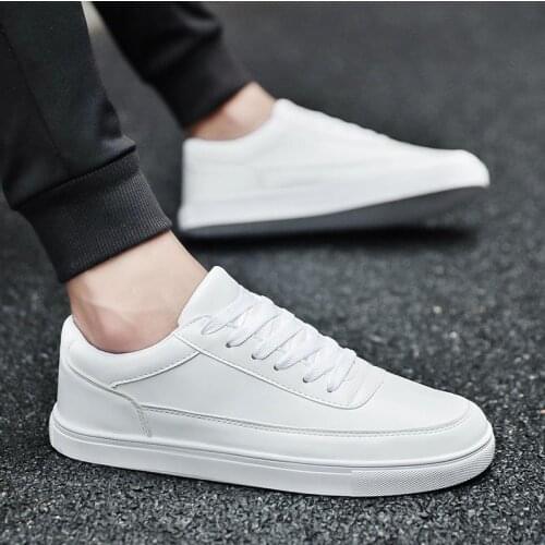 Mens white sneakers 2020 fashion young mens high-top canvas shoes outdoor leisure platform mens loafers