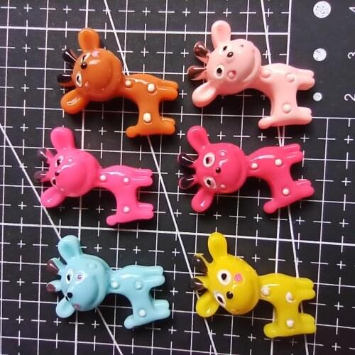 1pcs/lot Resin flat back lovely deer 30mm Ornaments Micro landscape Ornaments Creative Home Gardening Decorations