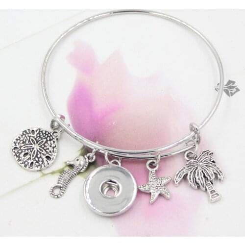 10PCS Interchangeable Jewelry Ocean Beach Palm Tree Seahorse Starfish Sand Dollar Charm Wire Snap Bracelet For women jewelry DIY