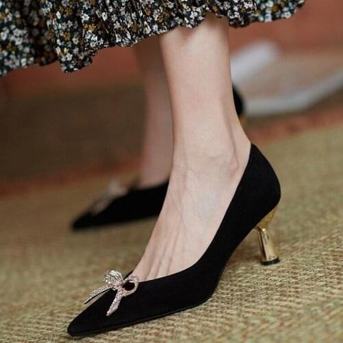 2021 New Designer Pumps Women High Heels Shoes Suede Toe Rhinestone Bow Party Shoes Plus Size 40