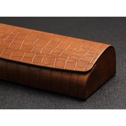 High-end handmade glasses storage box, small PU leather crocodile pattern glasses case, stylish, portable, compact and anti-fall