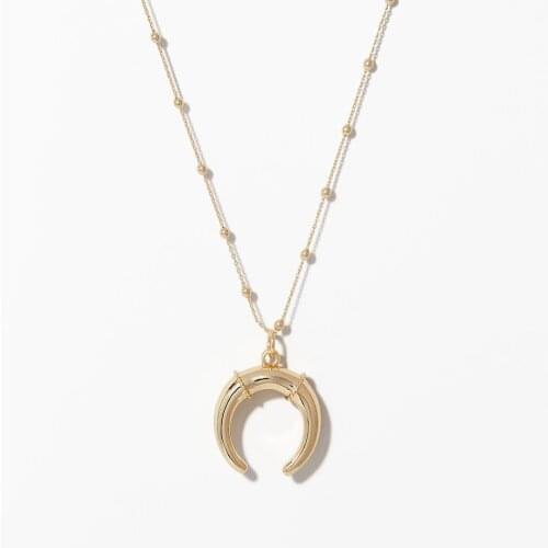 VG 6YM 2021 New Fashion Sweet Moon Gold Color Temperament Crescent Clavicle Chain Pendant Necklaces for Women Party Jewelry