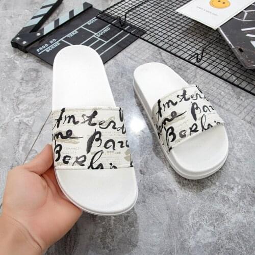 Indoor Home Couple Slippers Women Summer Outing Popular Fashion New Wild Flip Flops Men