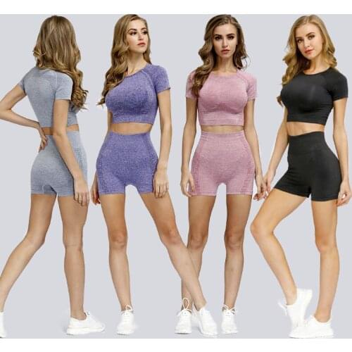 Short Sleeves Women Seamless 2 Pieces Yoga Set Sport Crop Top Seamless Lift Hip Shorts Workout Gym Exercise Clothing for Women