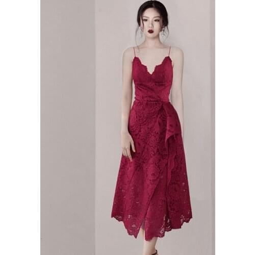 Cute V-neck Sexy Slit Annual Meeting Lace Sleeveless Dress Spagetti Strap Hollow Out Wine Red Formal Party Dress Long Elegant