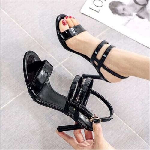 High-heeled sandals female fairy style 2020 new net red black word with high-heeled shoes women with sexy wildWomens shoes