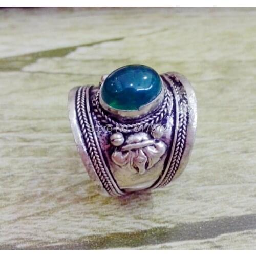 10pcs Old Tibet Silver Carved Flower Lace inlay Oval Green bead Ring Adjustable Unisex