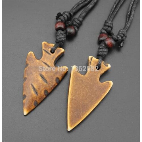 Cool Faux Bone Carved New Zealand Maori Tribal Spear Head Necklace Arrowhead Spearhead Pendant Choker Gift MN528