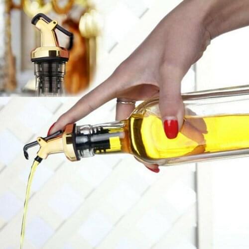 1Pcs Bottle Pourer Spout Stopper Dispenser Olive Oil Sprayer Liquor Flow Set Wine Flip Kitchen Tools