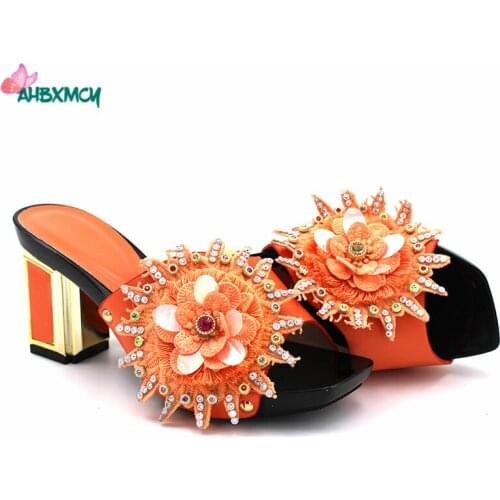 Orange Color 2020 Summer African Women New Design Shoes can Match Bag for Party Sweet Style Hot Selling with Appliques for Party