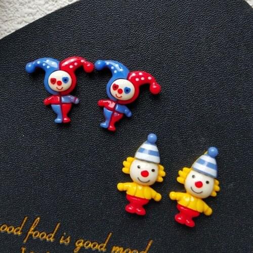 Wooden Circus Clown Earrings for Women Girls Lovely Funny Cartoon Fashion Jewelry Studs Earrings Exaggerated Brincos Mujer