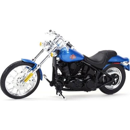 Maisto 1:18 2002 FXSTB Night Train Die Cast Vehicles Collectible Hobbies Motorcycle Model Toys