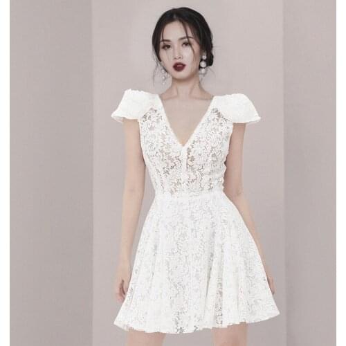 2021 New Arrive High Quality luxury Runway White Lace Dress Women Sexy V-neck Sleeveless Party Mini DressVestidos