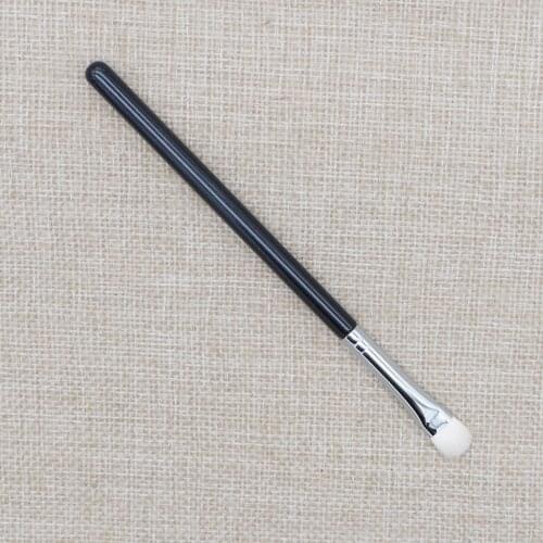 C13 Professional Handmade Makeup Brushes Soft Saikoho Goat Hair Small Eye Shadow Brush Black Handle Cosmetic Tool Make Up Brush