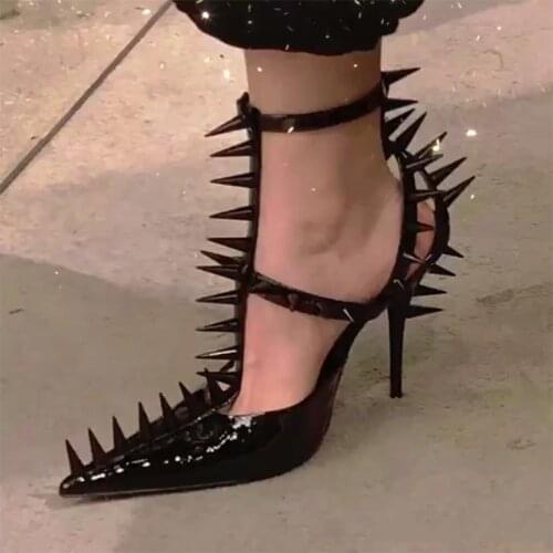 Sexy Womens Shoes Patent Leather Riveted High Heels Sandals Thin Heels Rome Modern Sandals Gladiator Sandalias Pumps Summer