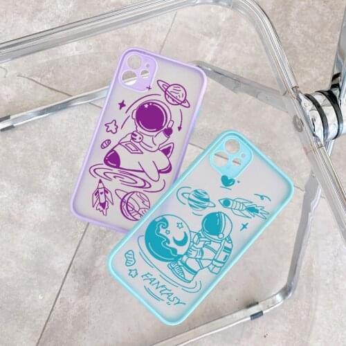 Astronaut Planet Stars Candy Color Phone Cases For iPhone 6s 7 8 Plus SE 2020 11 12 Pro Max X XS MAX XR Shockproof Fundas Cover